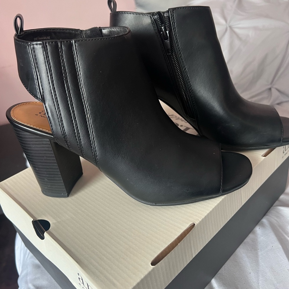a.n.a Booties